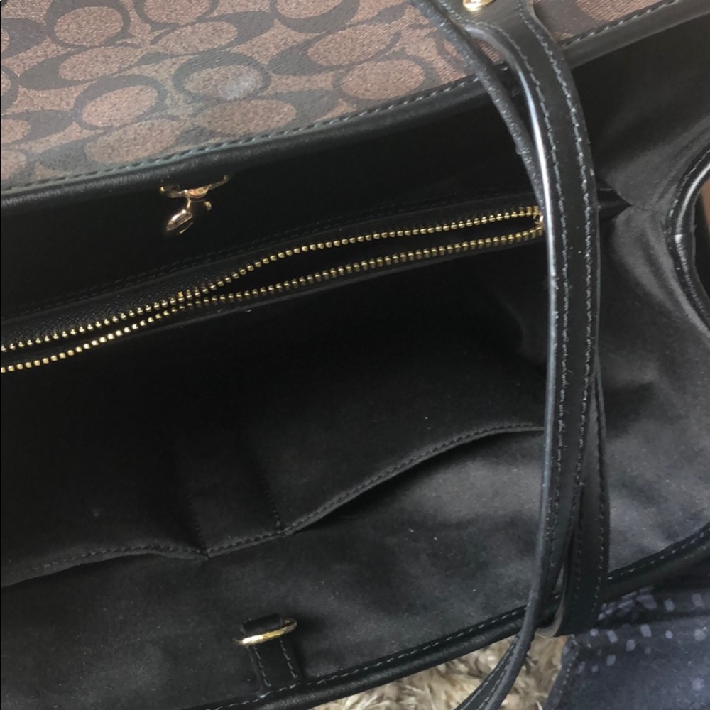 Authentic Coach Purse - Picture 6 of 7
